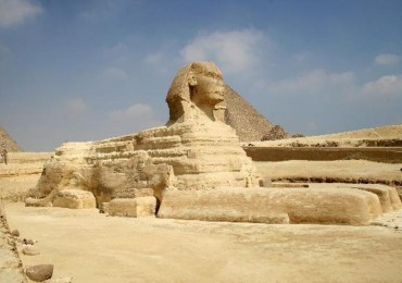 Giza Pyramids, Sphinx, Sakkara and Memphis day excursion from Port Said